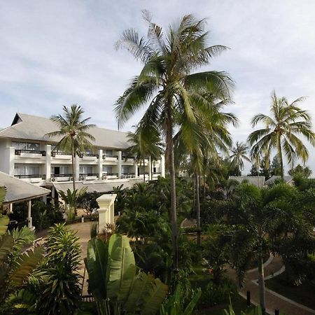 Golden Pine Beach Resort Pran Buri Esterno foto