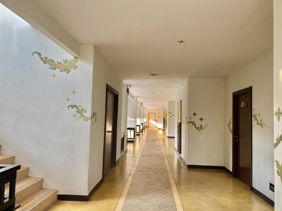 Golden Pine Beach Resort Pran Buri Esterno foto